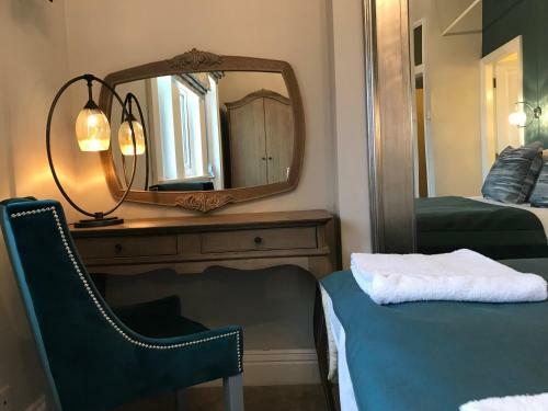 Hostal St.lawrence Hotel