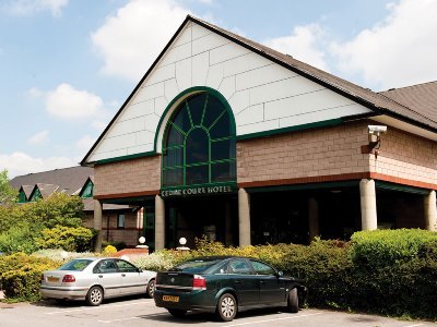 Cedar Court Hotel
