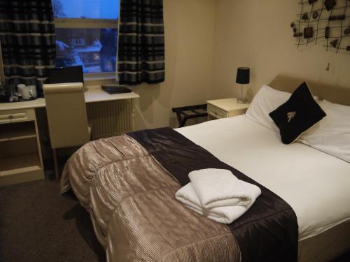 Dimple Well Lodge Hotel