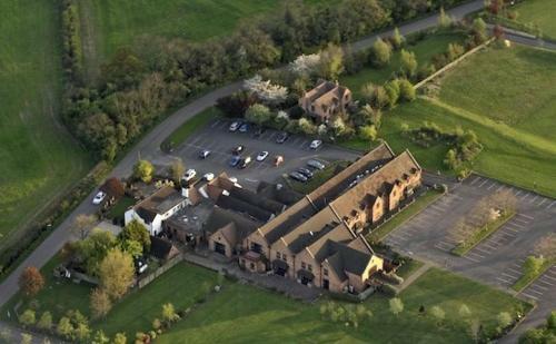 The Pear Tree Inn & Country Hotel