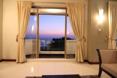 Apartamento Raj Marine
