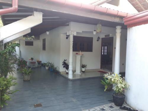 Hostal Enara Guest, Mirissa.