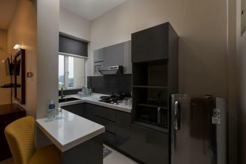 Pink Elephant Tourist Apartment Hotel