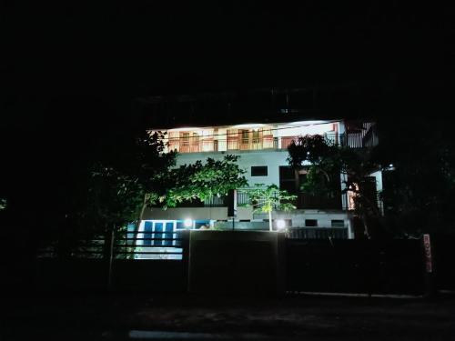 Hostal Way Point 3