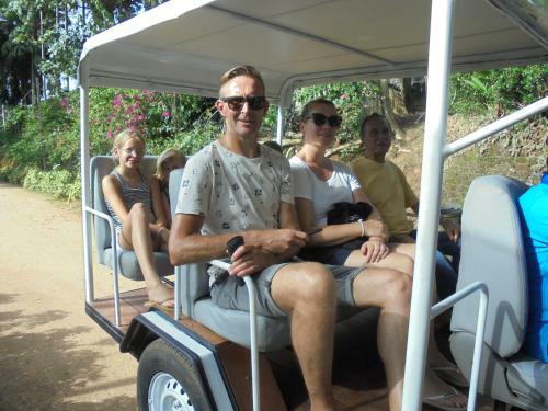 Bed & Breakfast Pinnawala Backpack Residencies