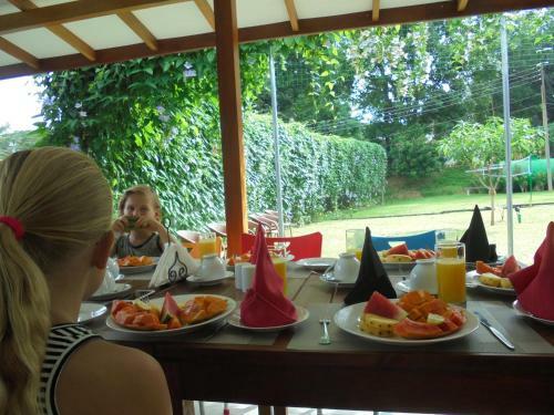 Bed & Breakfast Pinnawala Backpack Residencies