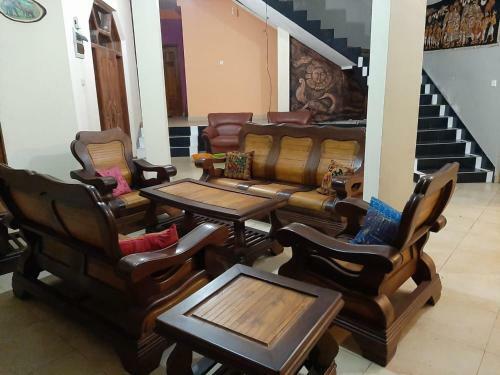 Hostal The Golden Residence