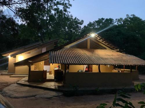 Captain's Cottage At Yala