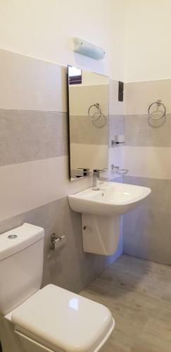 Hostal Mailagama Cinnamon Residence