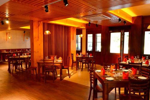 Good Wood Airport Hotel