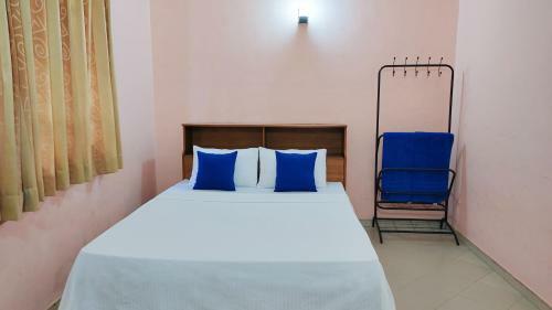 Hostal Airport Residence Inn