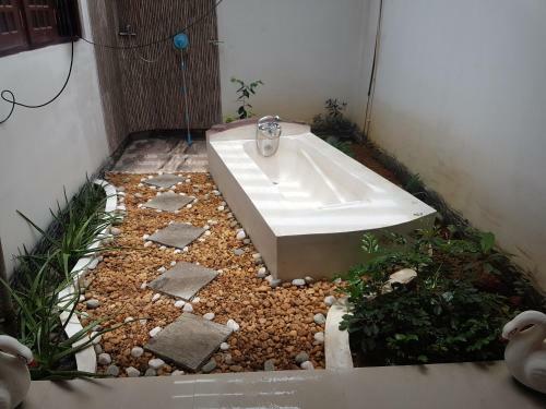 Hostal Gisela Villa & Ayurvedic Treatment Center Spa