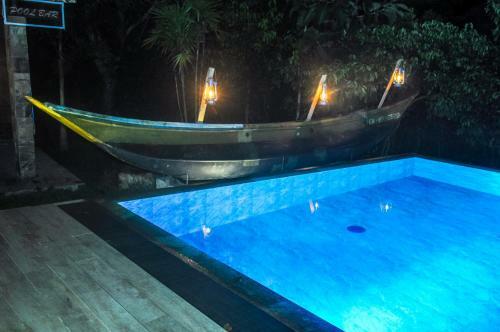 Hotel Garcinia Leaf