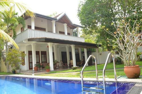 Hostal Surf Villa