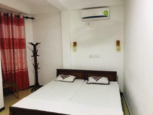 Bed & Breakfast Hotel B&p Hikkaduwa