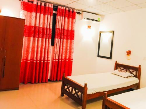 Bed & Breakfast Hotel B&p Hikkaduwa