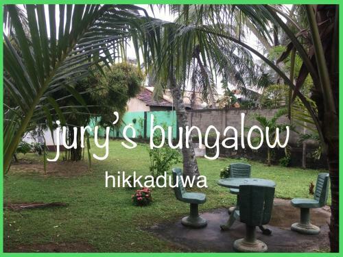 Hostal Jury?s Bungalow
