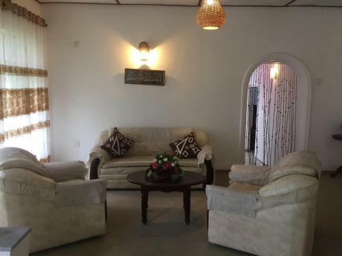 Hostal Jury?s Bungalow