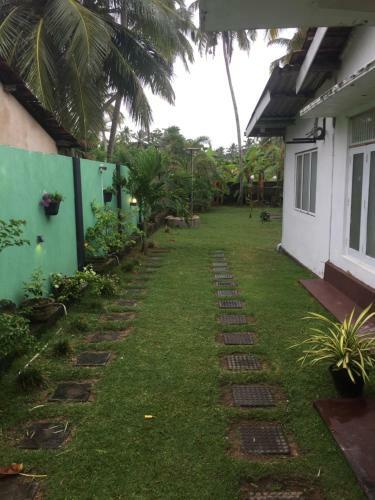 Hostal Jury?s Bungalow
