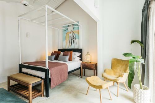Hotel Sea Salt Society