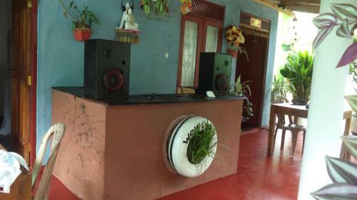 Hikka Bird Hostel