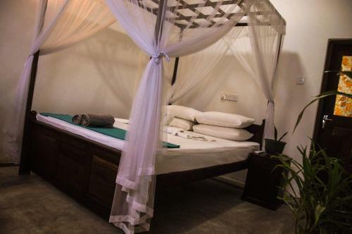 Bed & Breakfast Gem Light Guest House Hikkaduwa