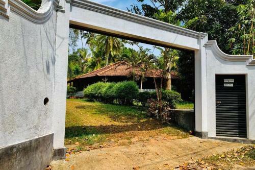Refresh Villa