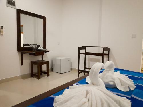 Scenery River Star Hotel