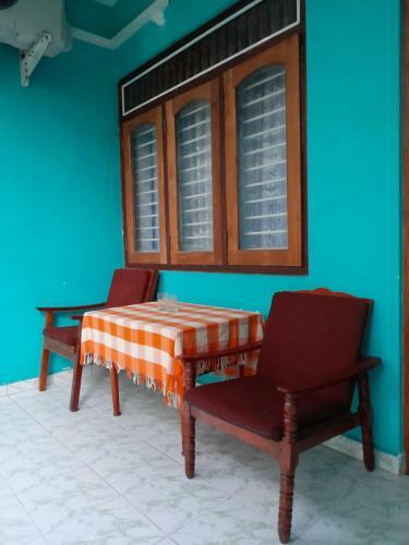 Hostal Hotel Santis