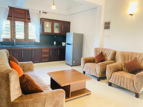 Pearl Oyster Villa Hikkaduwa