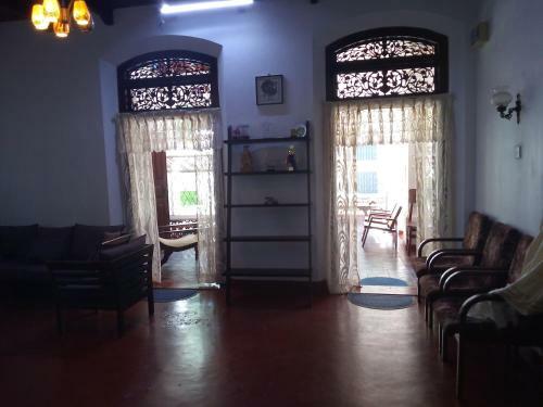 Hostal Dahiri Guest House