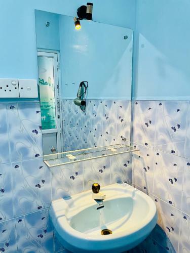 Hostal Nethusali Guest House