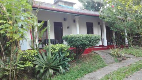 Elisabeth Home Hikkaduwa
