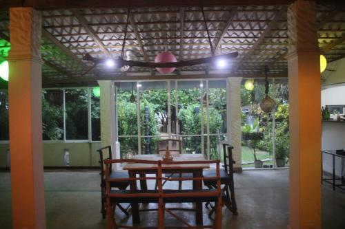 Happy Cocos Beach House