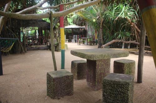 Happy Cocos Beach House