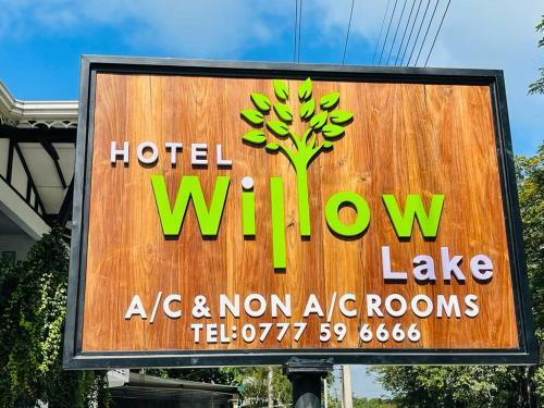 Bed & Breakfast Hotel Willow Lake