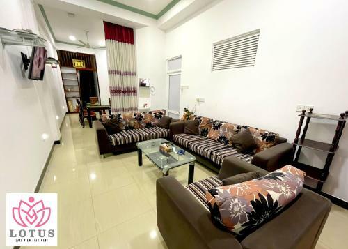 Lotus Lake View Apartment