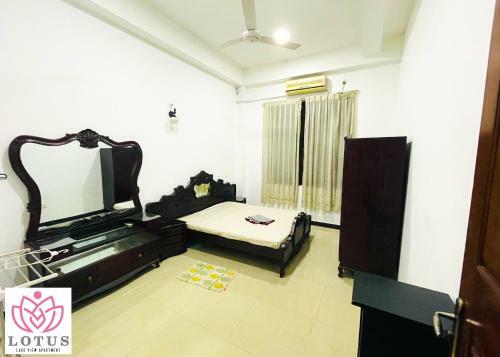 Lotus Lake View Apartment