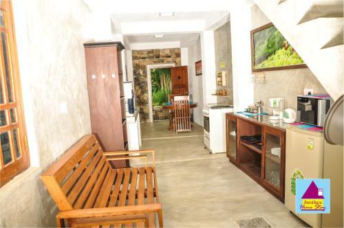Surathura Homestay