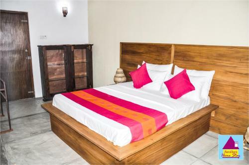 Surathura Homestay
