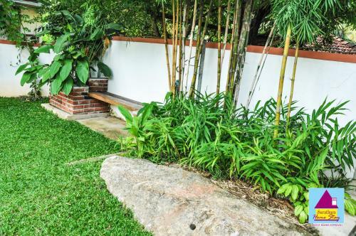 Surathura Homestay