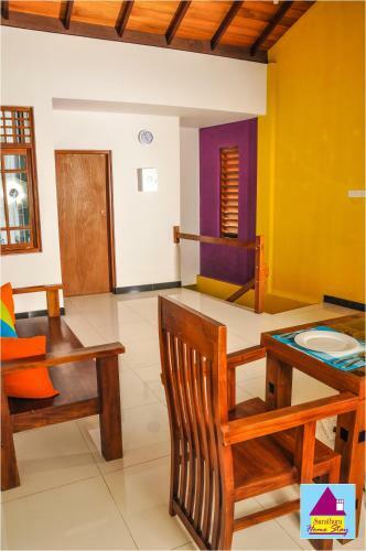 Surathura Homestay