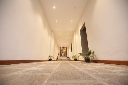 Hotel Earl's Red Kurunegala