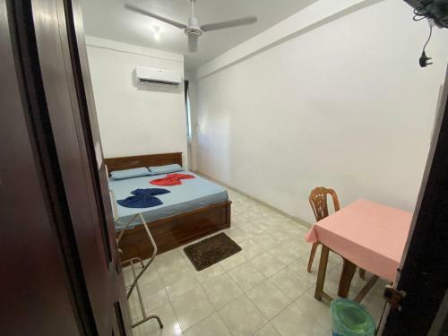 Hostal Grand White Hotel