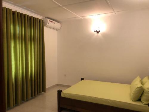 12 B Lewella Road, Kandy.