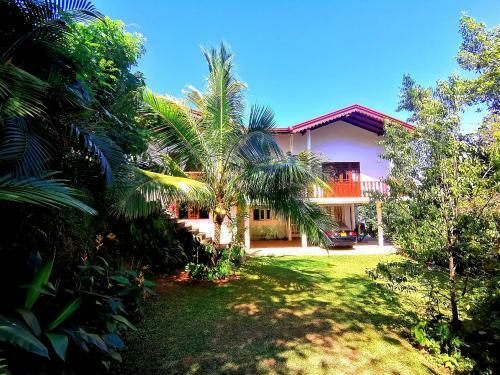 Anu Homestay