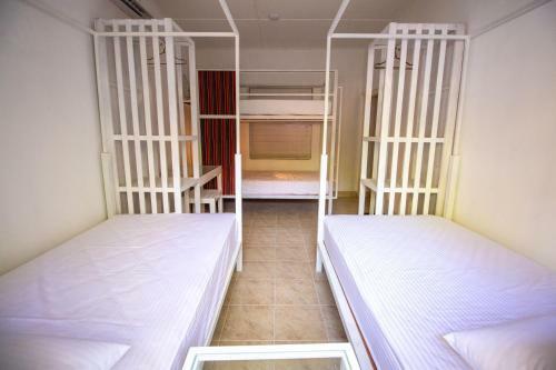 Albergue Stay Lost & Found - Kandy