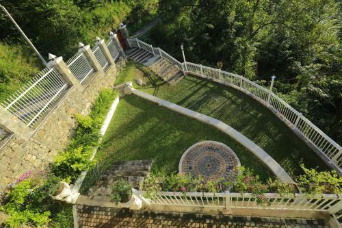 Lodge Mansion In Kandy Valley's