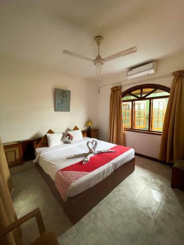 Kandyan Crown Hotel