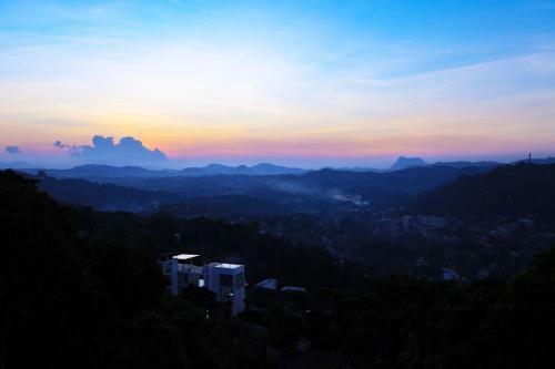 Hotel Royal Panorama Kandy